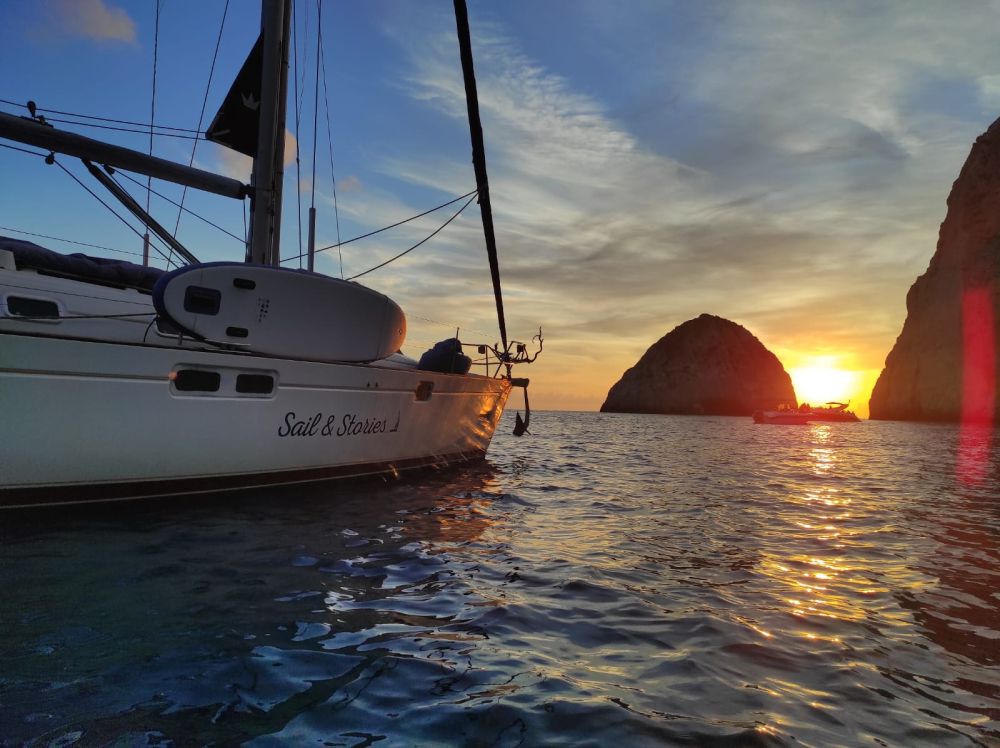 images/gallery/sailingboat/05 Benetia Apartments sailingboat sunset